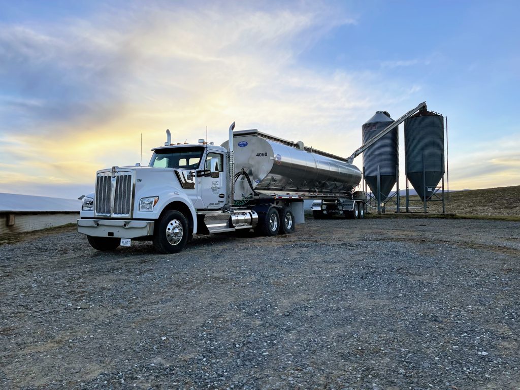 Bulk Feed Trailer